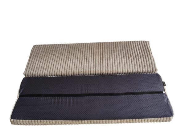 legowisko-dla-kota-60x20x4cm-widok-przód-tył-beżowe legowisko-dla-kota-60x20x4cm-widok-przód-tył-beżowe