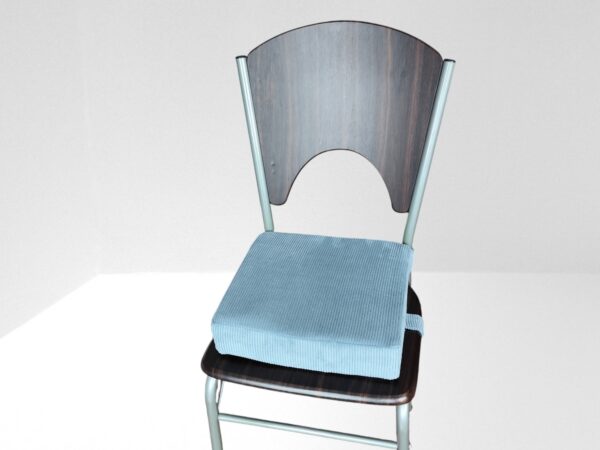 podwyższenie-na-krzesło-dla-dzieci-niebieskie-studio podwyższenie-na-krzesło-dla-dzieci-niebieskie-studio